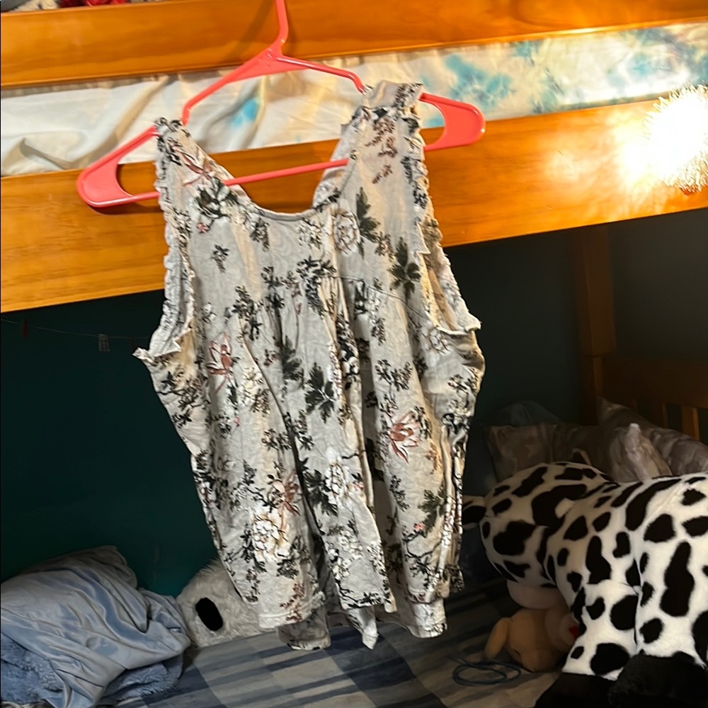 Floral Sleeveless Women's Top